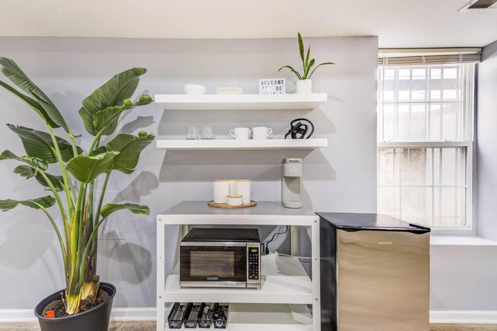 Spacious In Deanwood + Free Parking Apartamento *